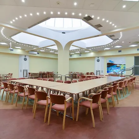 Lesna Przystan * ريفال