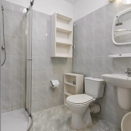 Lesna Przystan ريفال