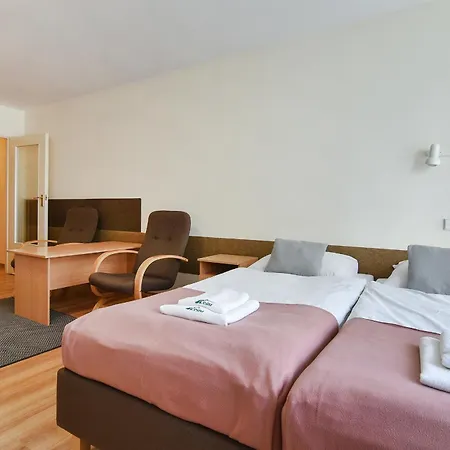 Lesna Przystan * ريفال