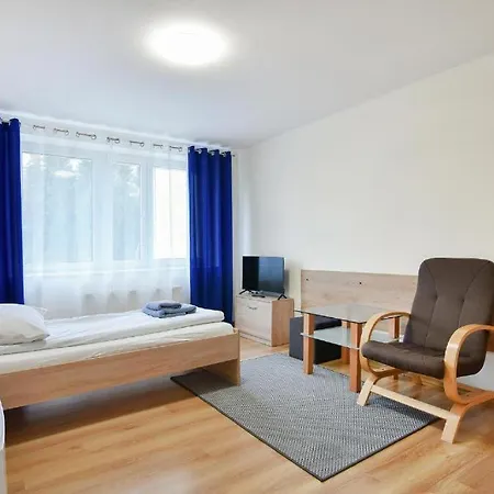 Lesna Przystan * ريفال